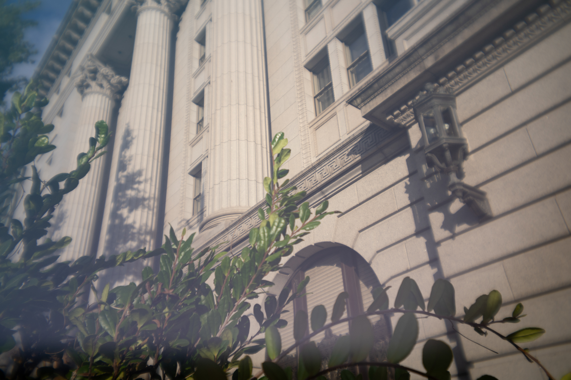 光線漏れ：あり