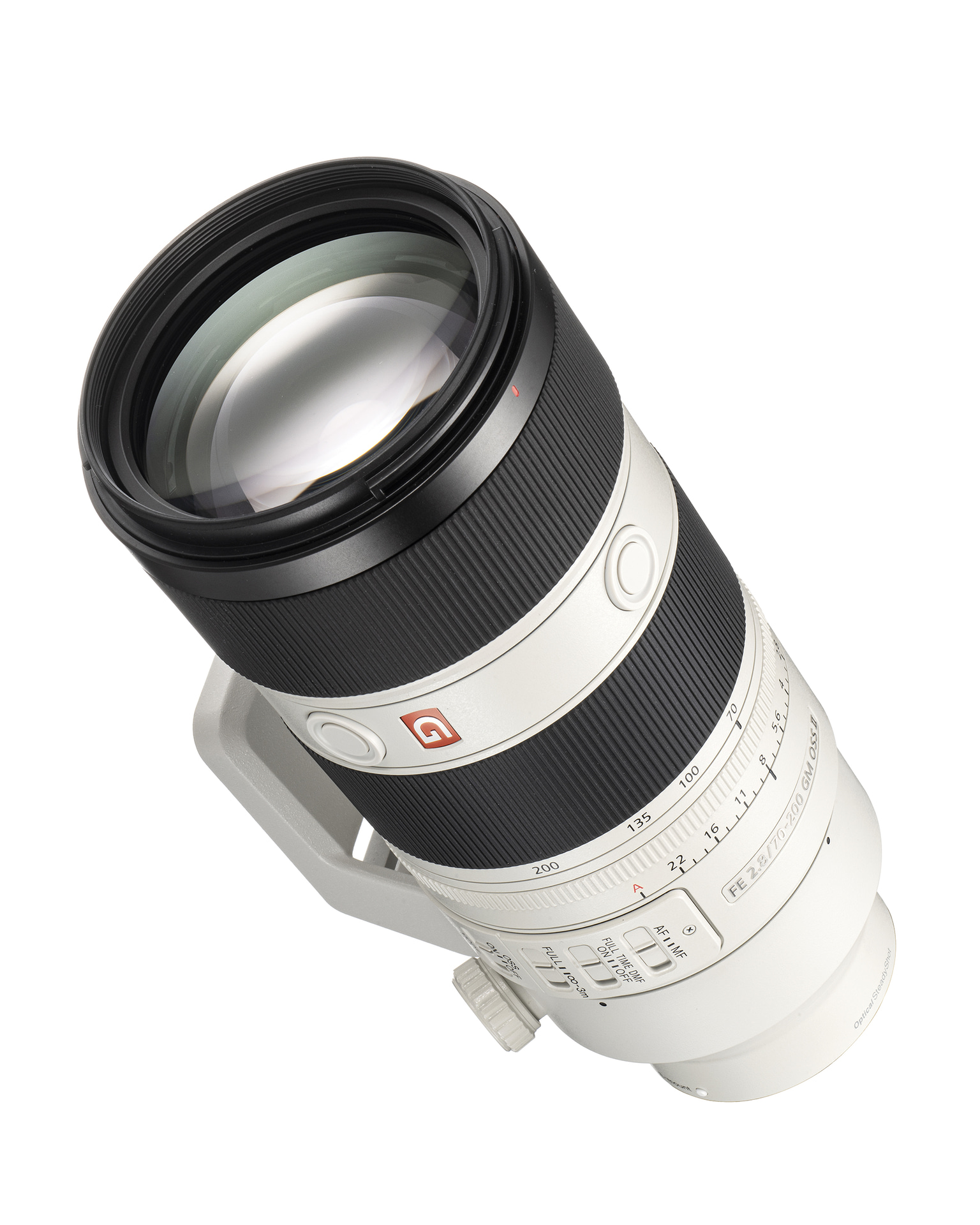 発売日：2021年11月26日<br>オープン価格<br><span class="fnt-85">※製品について詳しくはこちら：<a href="https://www.sony.jp/ichigan/products/SEL70200GM2/" class="n" target="_blank">https://www.sony.jp/ichigan/products/SEL70200GM2/</a></span>　<br><b>●SPECIFICATION</b><br>レンズ構成：14群17枚<br>絞り羽根枚数：11枚（円形）<br>最小絞り：F22<br>最短撮影距離：0.4m（W）、0.82m（T）<br>最大撮影倍率：0.3倍<br>フィルター径：φ77mm<br>外形寸法（最大径×全長）：約88×200mm<br>質量：約1,045g