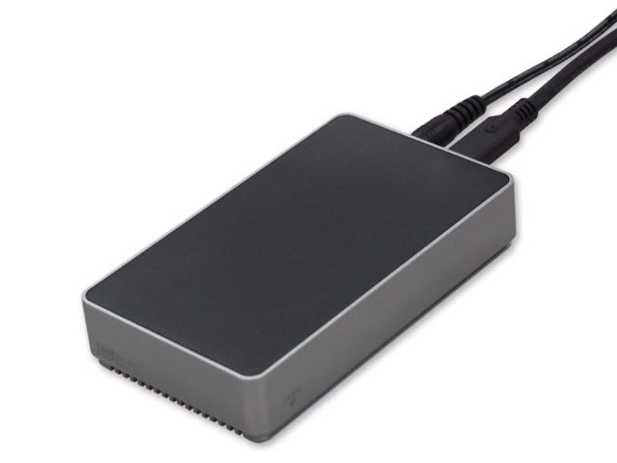 USB 20Gbps RAIDケース（M.2/NVMe SSD 2台用）