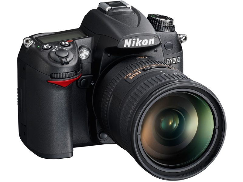 D7000（2010年10月発売）