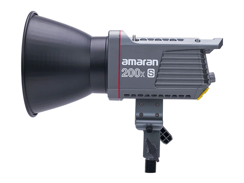 対象製品の1つ「amaran 200d S」
