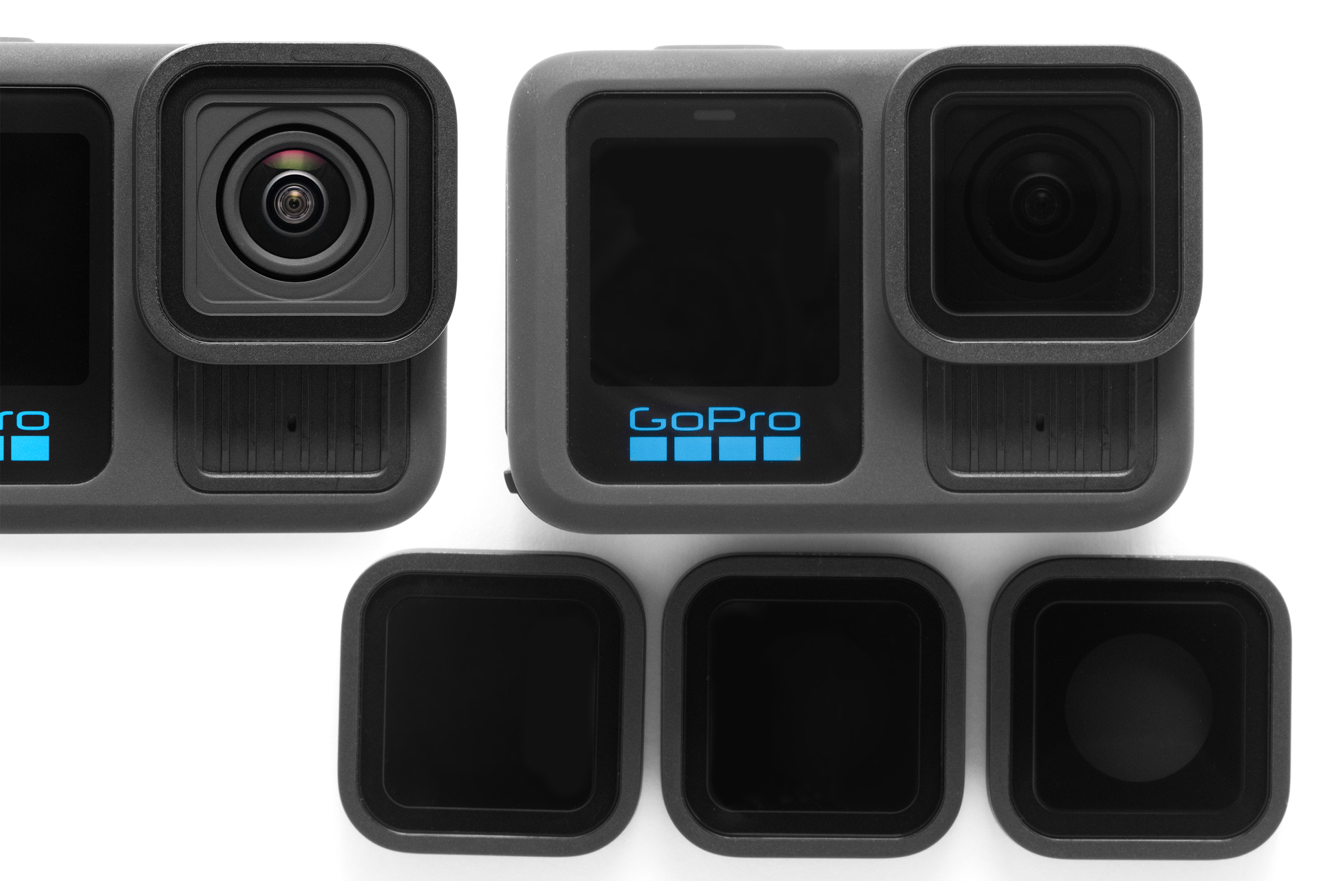 左は標準レンズ、右はND4フィルターを装着した本体。HERO13のNDフィルターは、ND4、ND8、ND16、ND32の4タイプが1セットになっている。シャッター速度が5段落とせるND32が入っているので、真夏の日中でもブレのある表現がしやすい