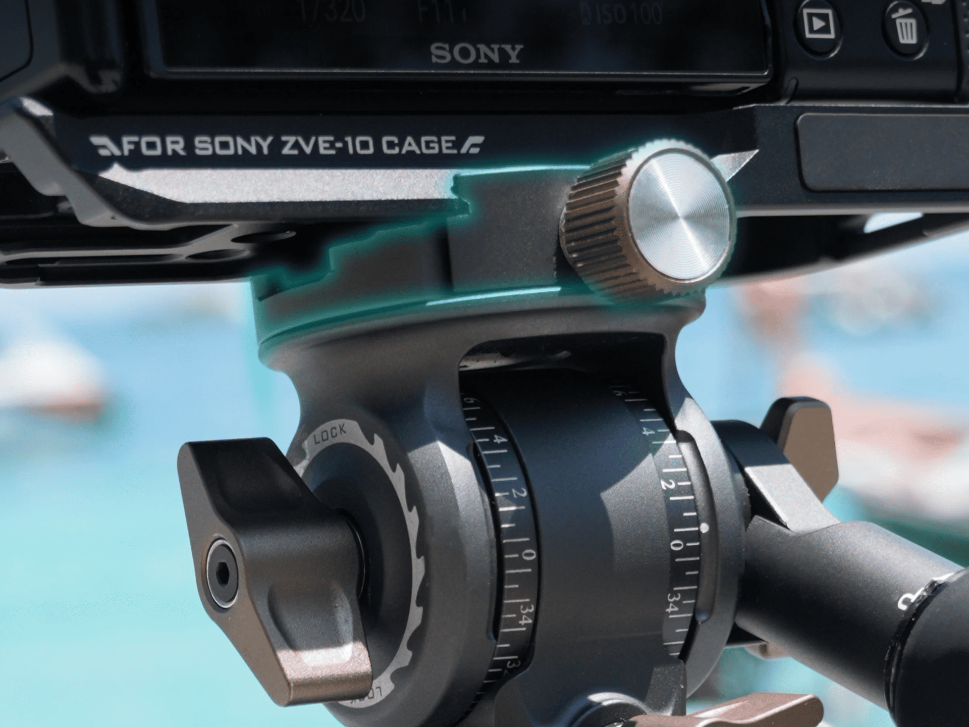 クイックリリースにはアルカスイス互換形状を採用