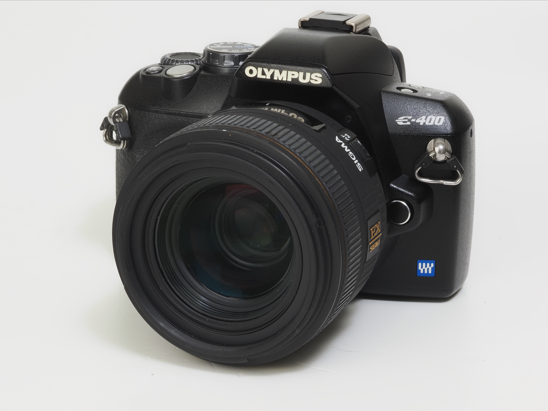 フォーサーズマウントのサードパーティレンズはシグマの30mm F1.4だけしか所有していませんが、なかなかの性能です。これでもう少しだけ近寄れたら完璧です。やはりF1.4のFナンバーレンズは必要です。