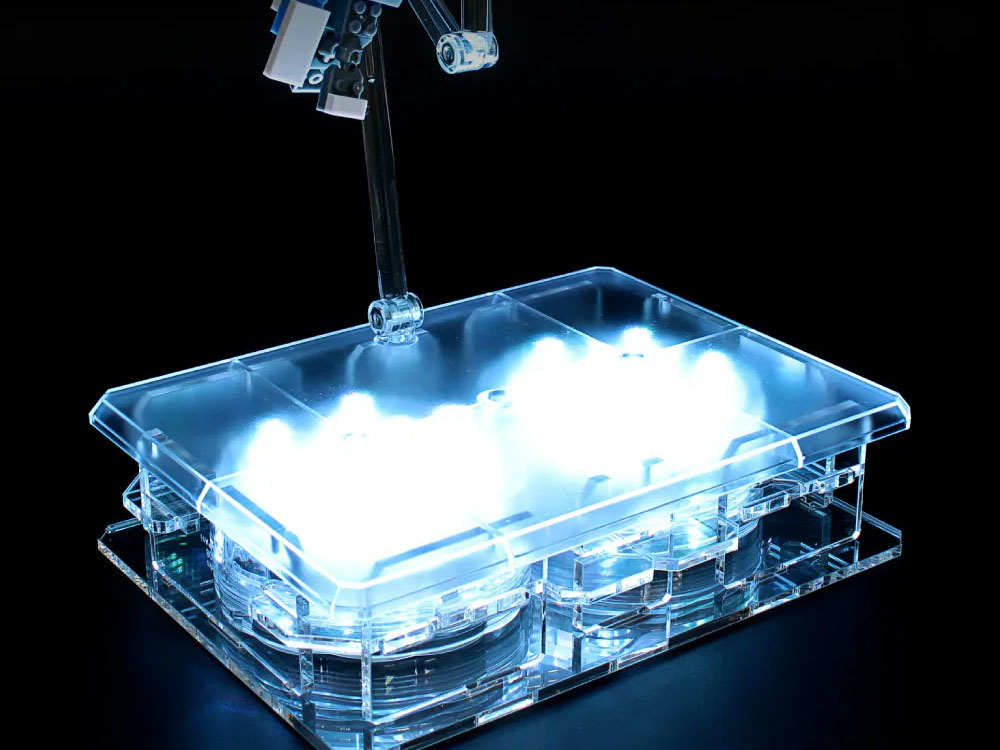 LED照明を2つ設置したところ（アクションベース8用）