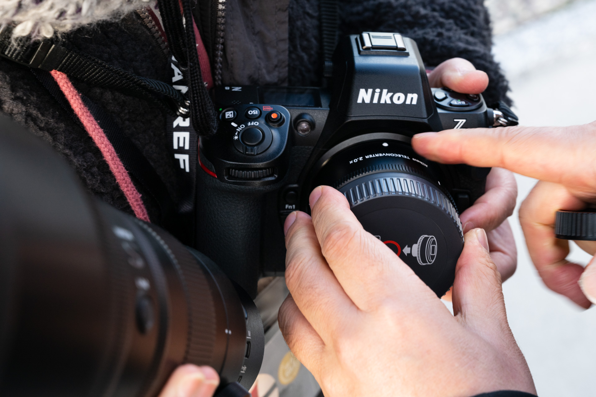 テレコンを取り付けているところ