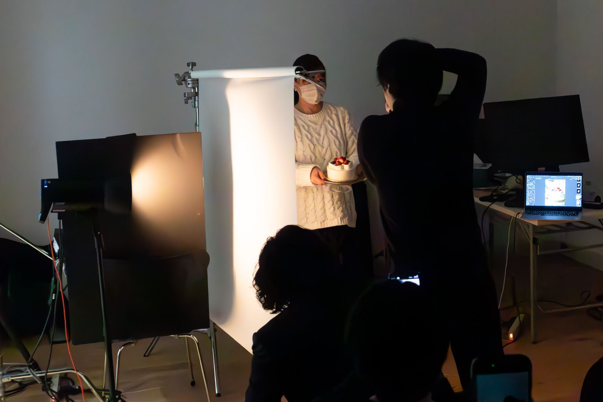 サイド光で当てる