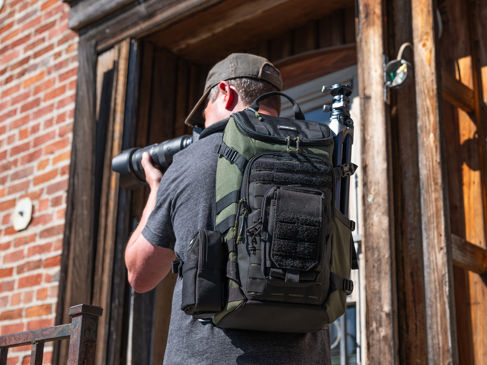 DarkLight 14L モンテイングリーン