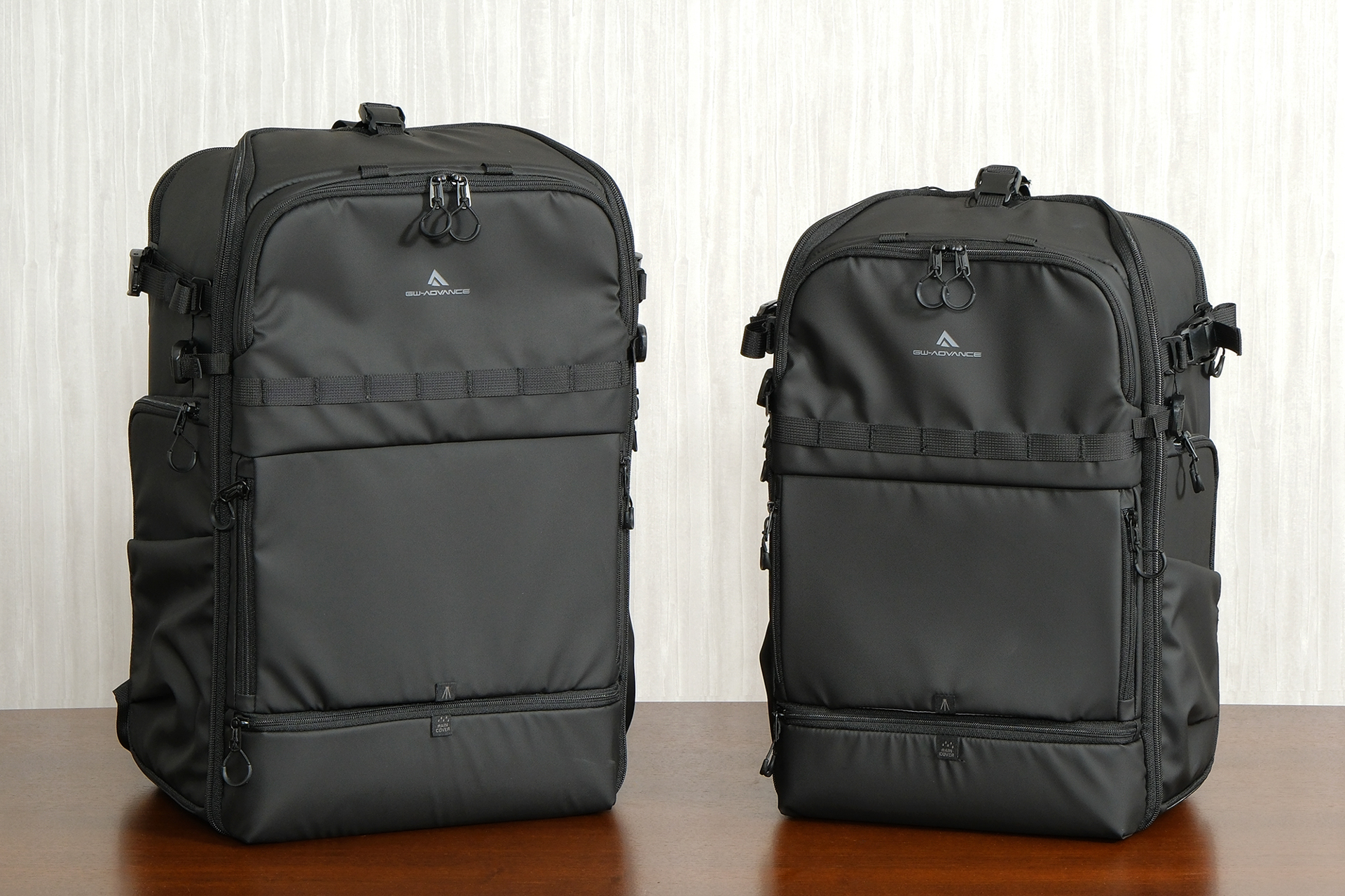 GW-ADVANCE タンク フェイスゲートバックパック。左から26リットルモデル、17リットルモデル