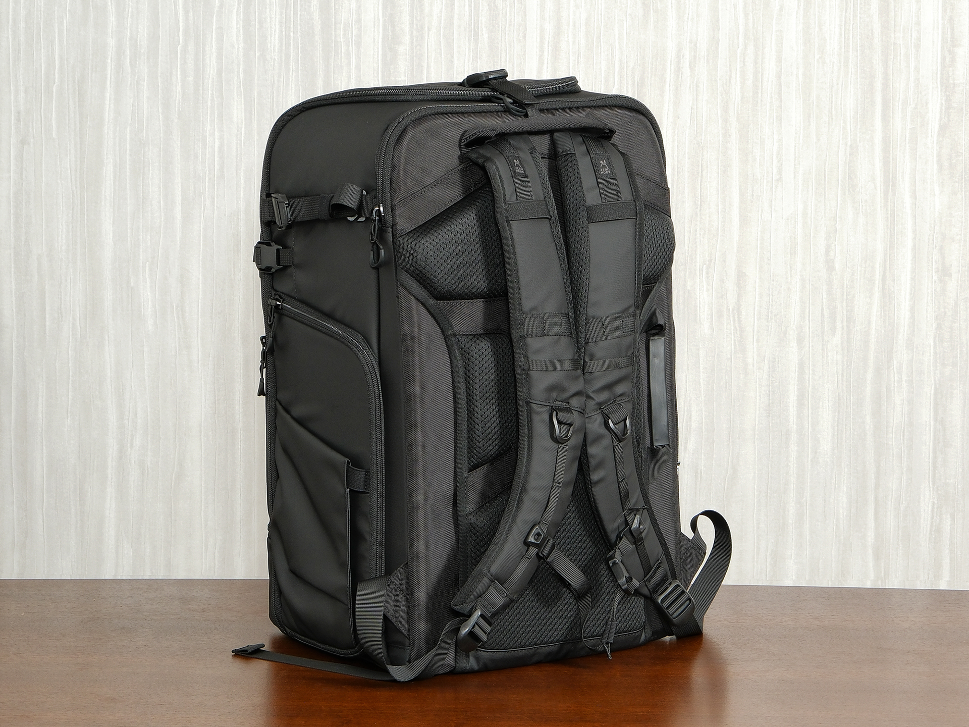 背面（26リットルモデル）