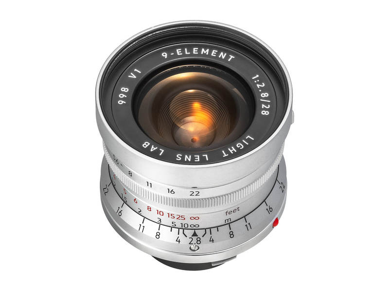 1965年「28mm F2.8 1st」を再現したライカMマウント用レンズ