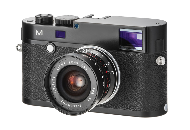 1965年「28mm F2.8 1st」を再現したライカMマウント用レンズ