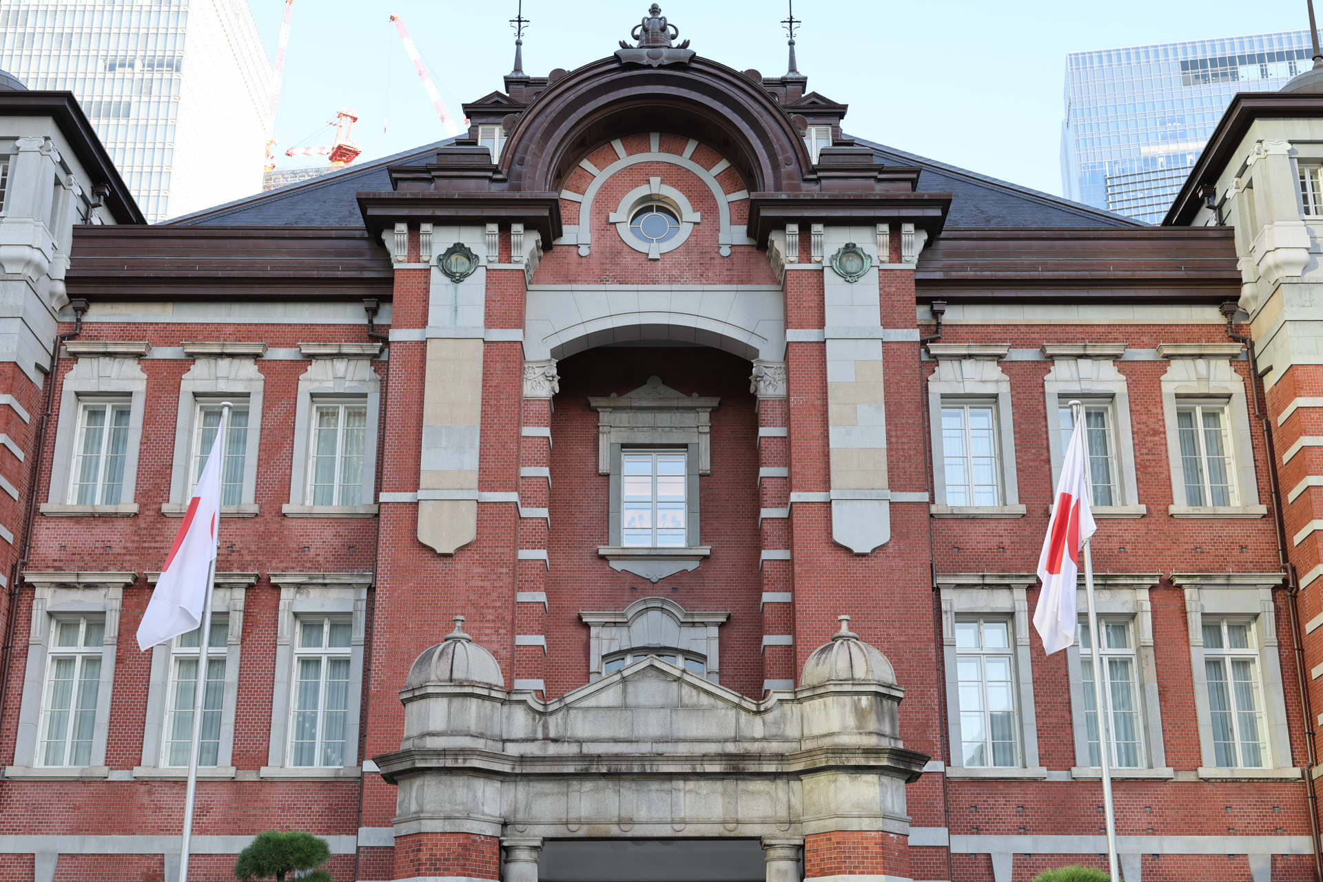 キヤノン EOS R5 Mark II／RF50mm F1.4 L VCM／50mm／絞り優先AE（1/50秒、F5.6、＋0.7EV）／ISO 100