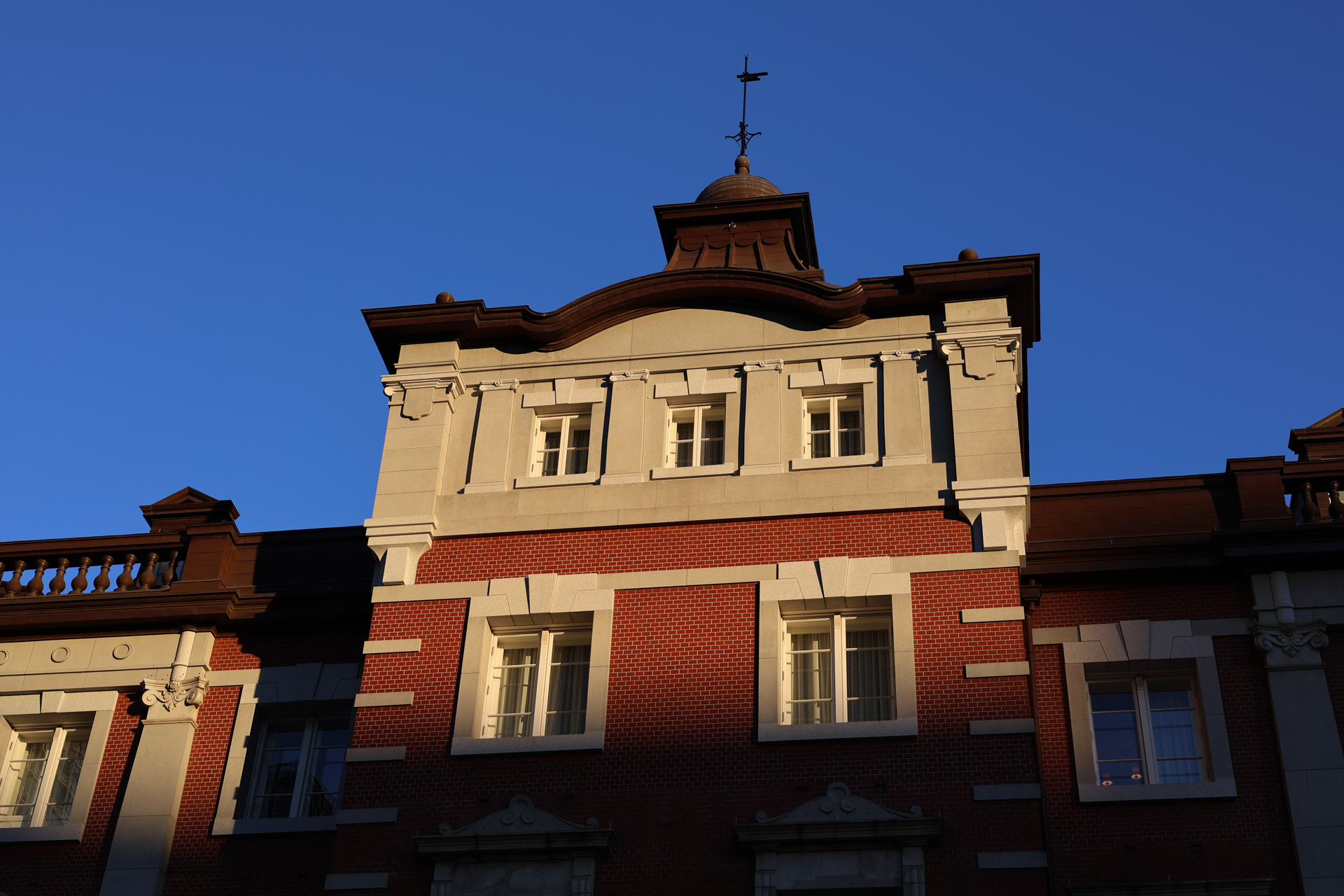 キヤノン EOS R8／RF50mm F1.8 STM／50mm／絞り優先AE（1/400秒、F5.6、＋0.7EV）／ISO 100