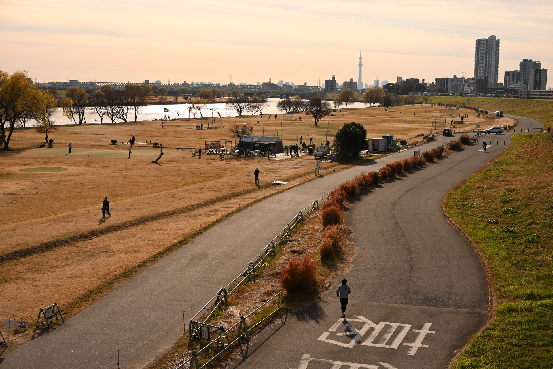 ニコン Z6 III／NIKKOR Z 50mm f/1.4／50mm／絞り優先AE（1/400秒、F8.0、−0.3EV）／ISO 100