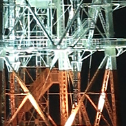 ディテールまで自然に再現された状態で高解像度画像が生成される