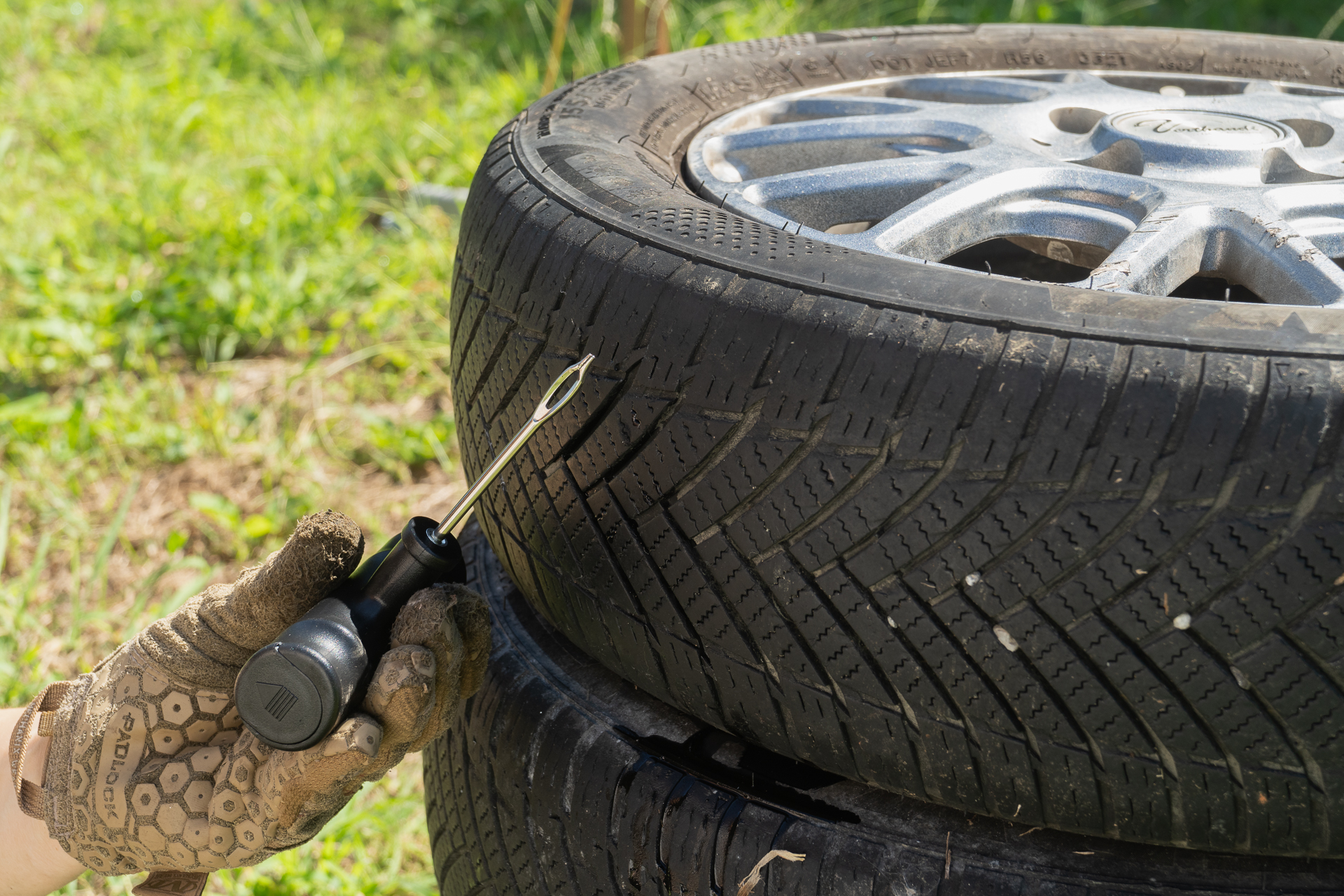今回はこの穴あきブレードを使います