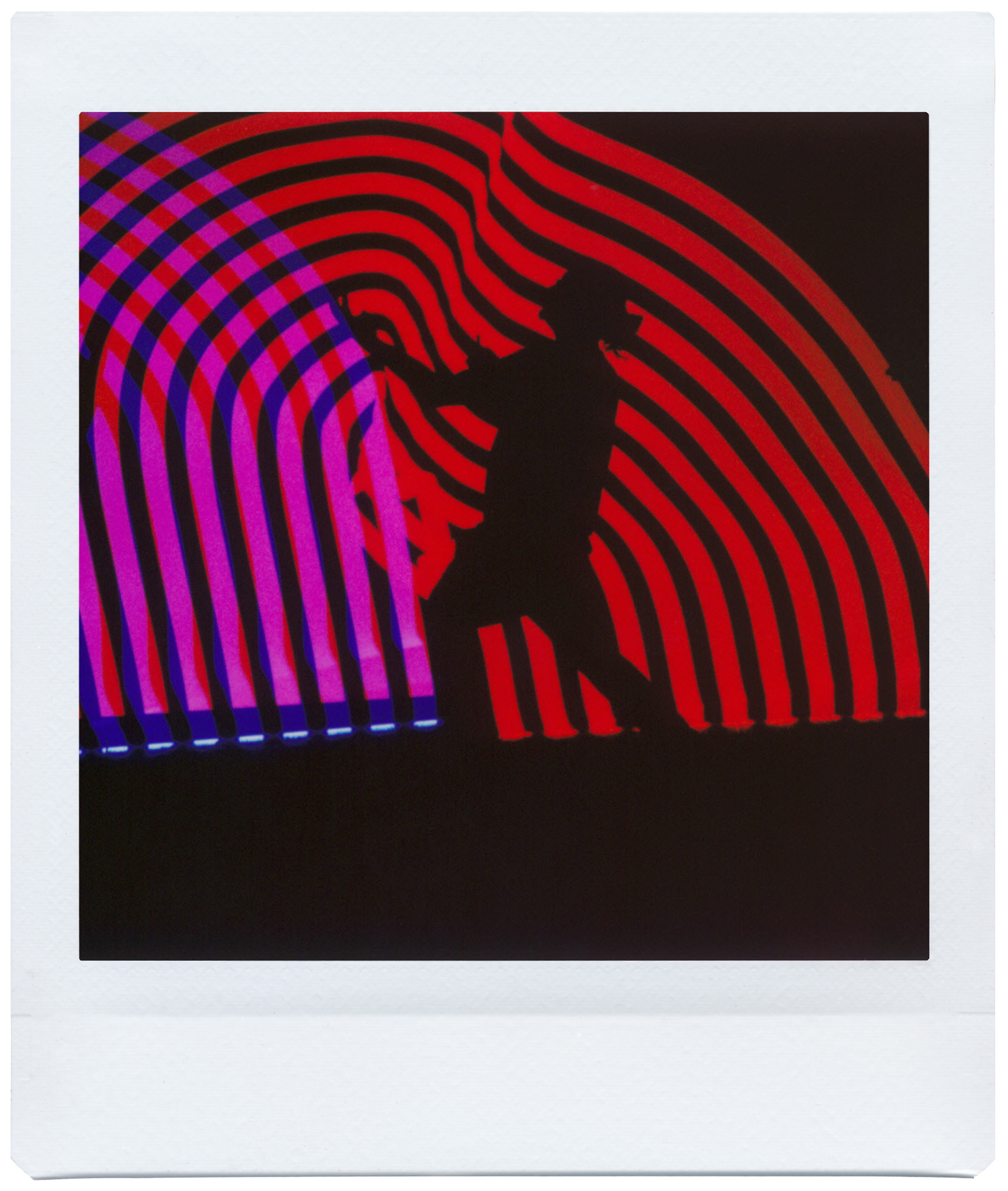 メーカー提供（使用フィルム：instax SQUARE）