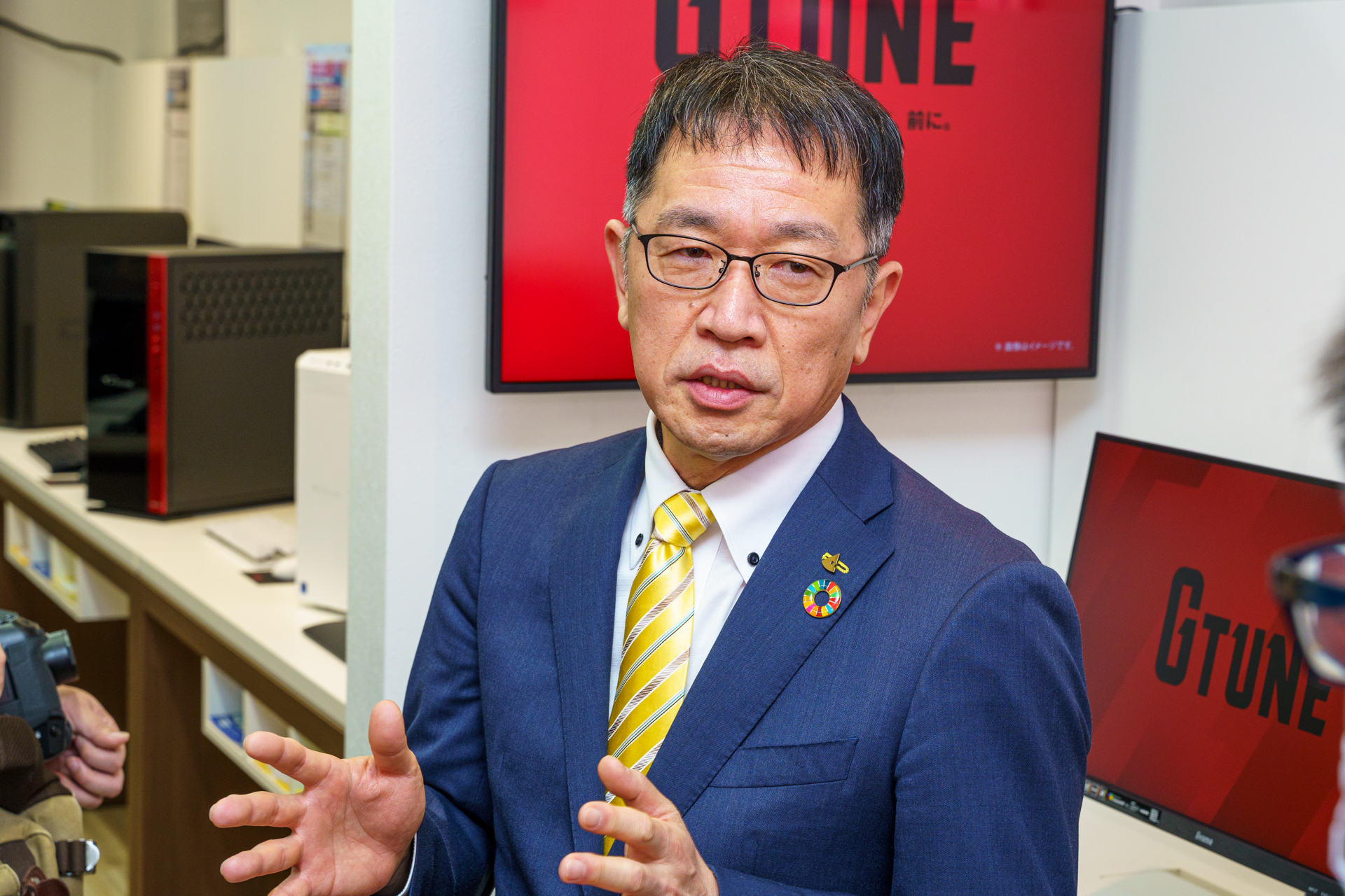 マウスコンピューター代表取締役社長の軣秀樹氏