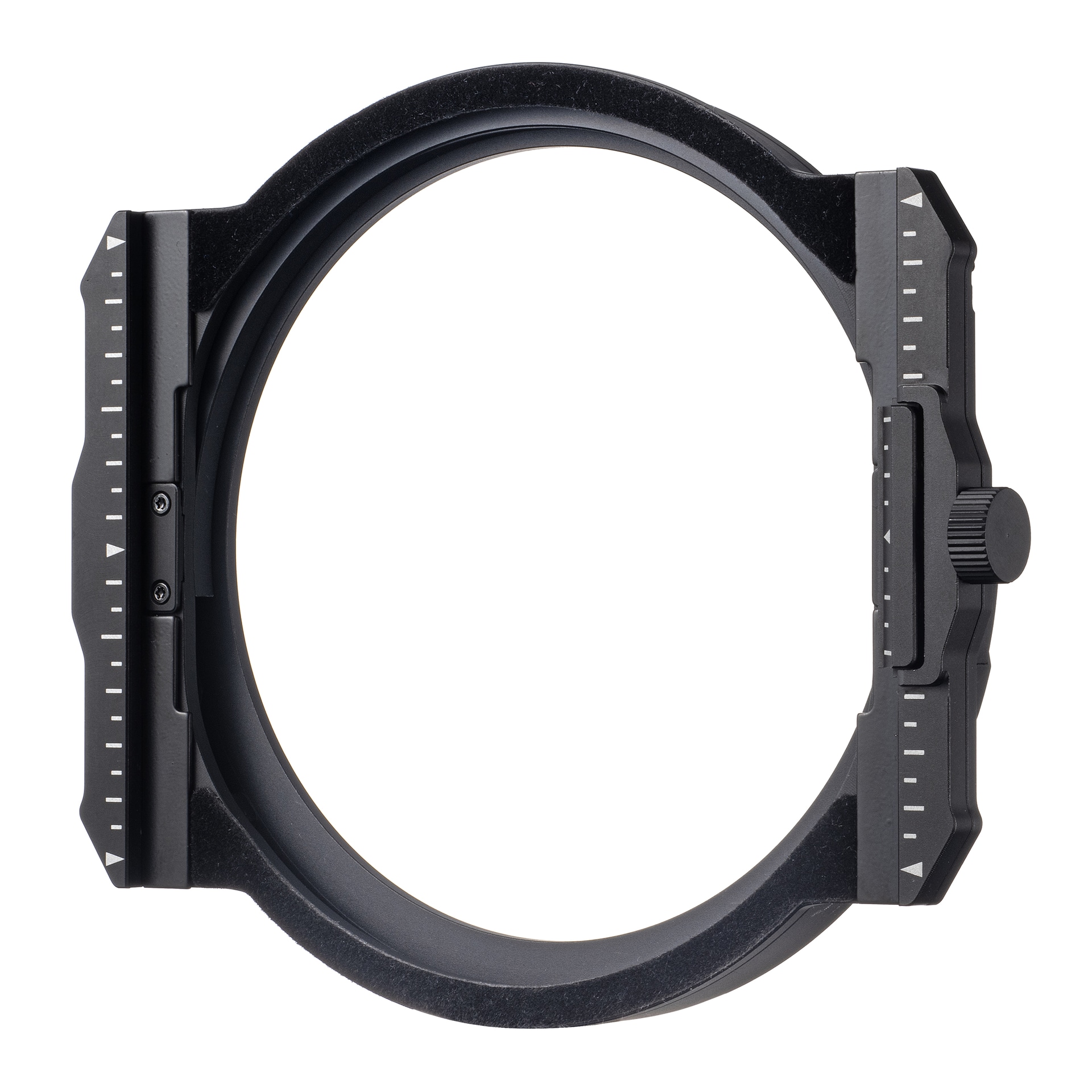 <span class="fnt-110"><b>K-Series 100mmフィルターホルダー Mark III</b></span><br>発売日：2024年12月6日<br>実勢価格：1万7,800～1万9,800円前後（税込）