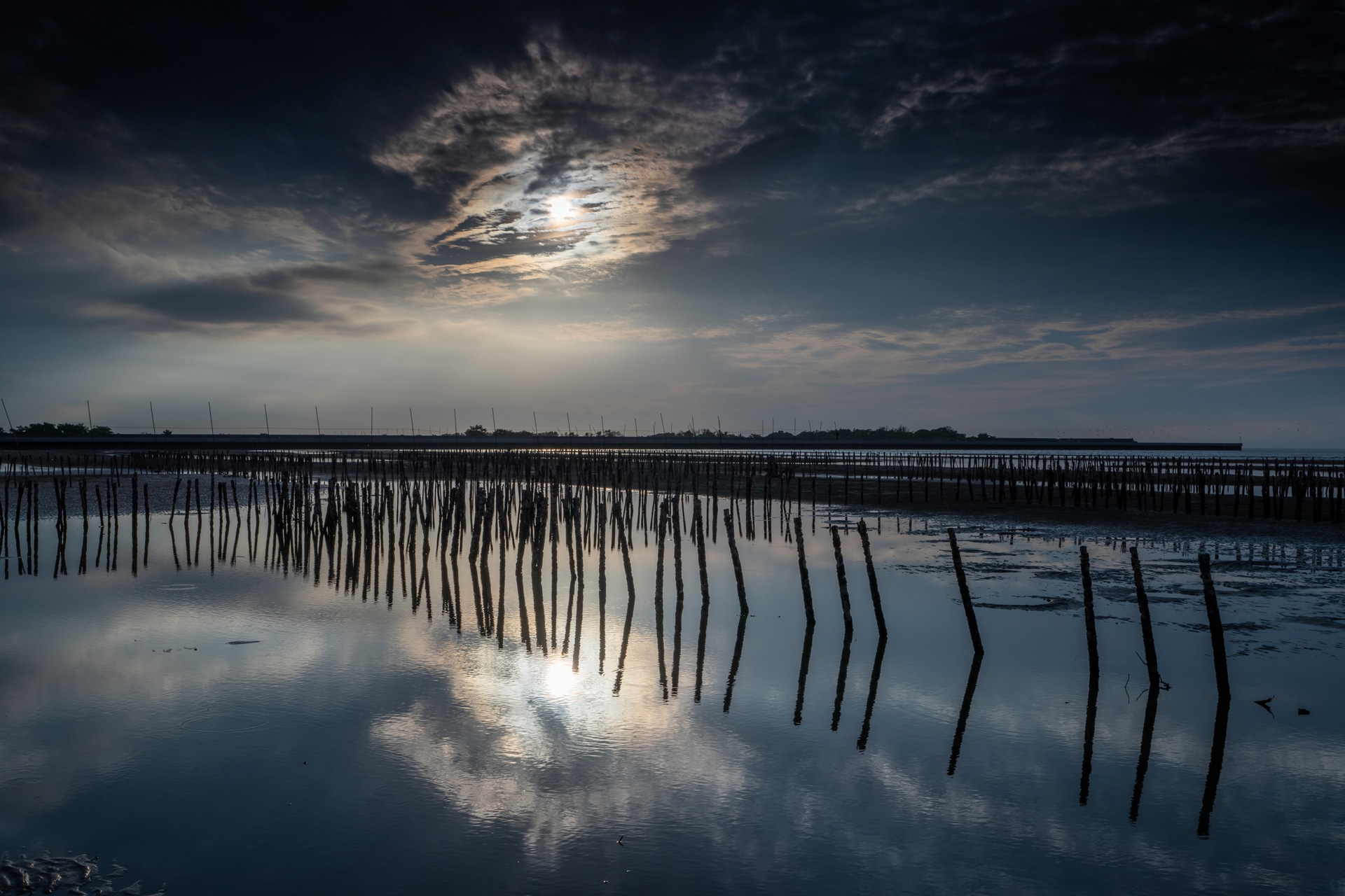 <span class="fnt-85">ソニー α7R V／FE 28-70mm F2 GM／35mm／マニュアル露出（F16、1/500秒）／ISO 64／WB：オート</span>