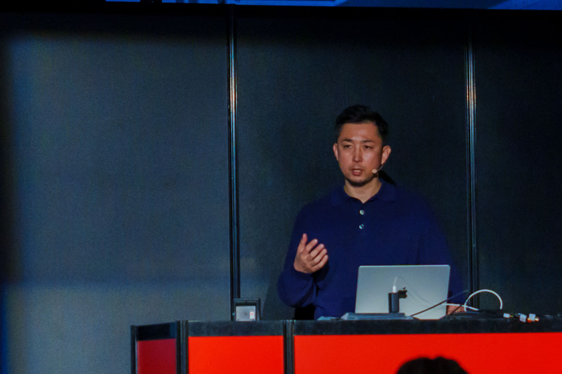 セッション「生成AIが切り拓く映像クリエイティブの世界」に登壇した清水勝太氏