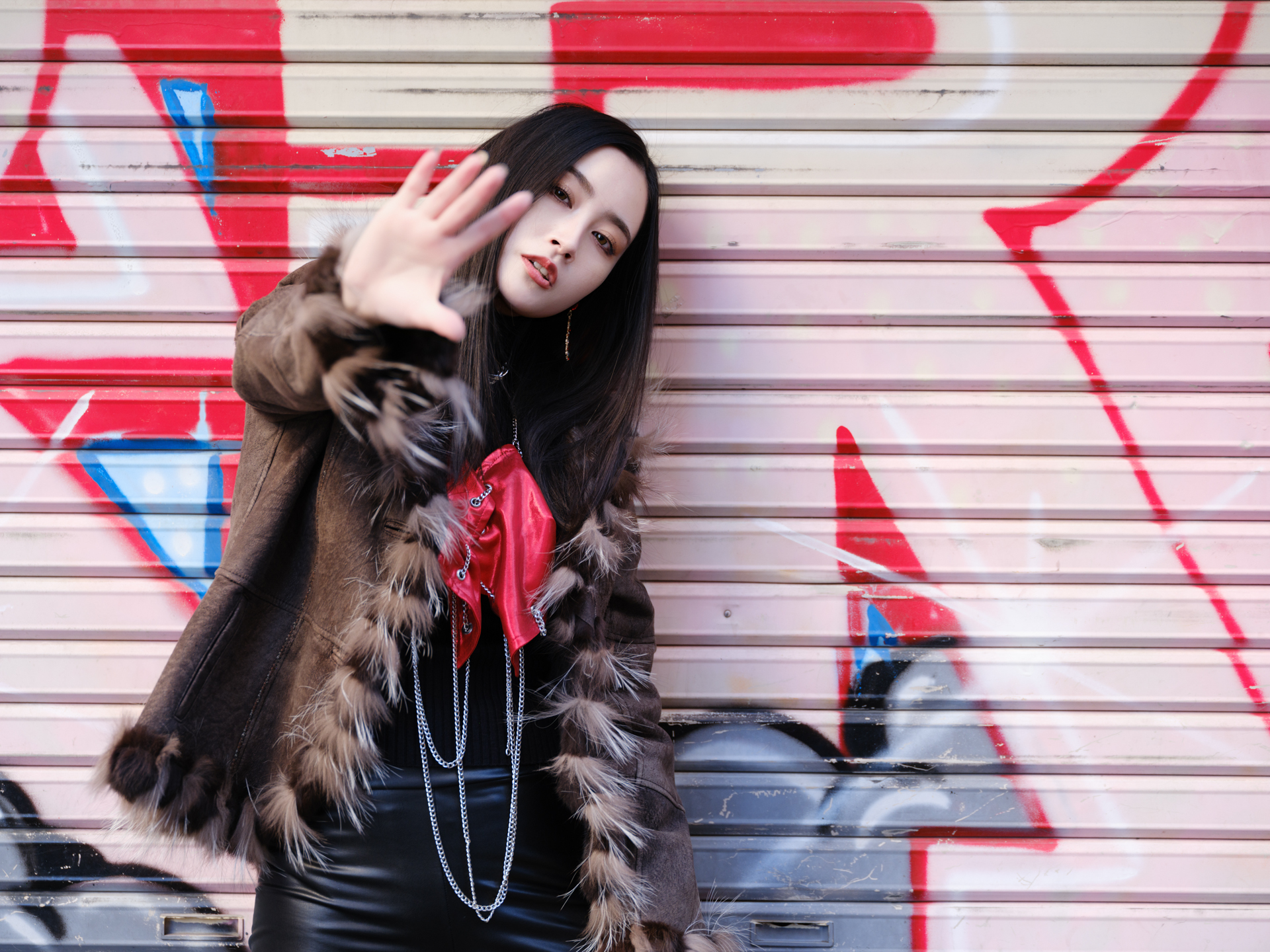 富士フイルム GFX100S II／GF45-100mmF4 R LM OIS WR／91.9mm（73mm相当）／マニュアル露出（1/160秒、F4.0）／ISO 1000