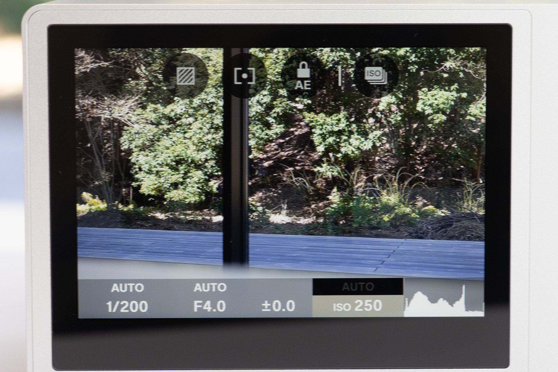 メインメニューでISO感度を選ぶとそれに関連するオプションメニューが出てくる