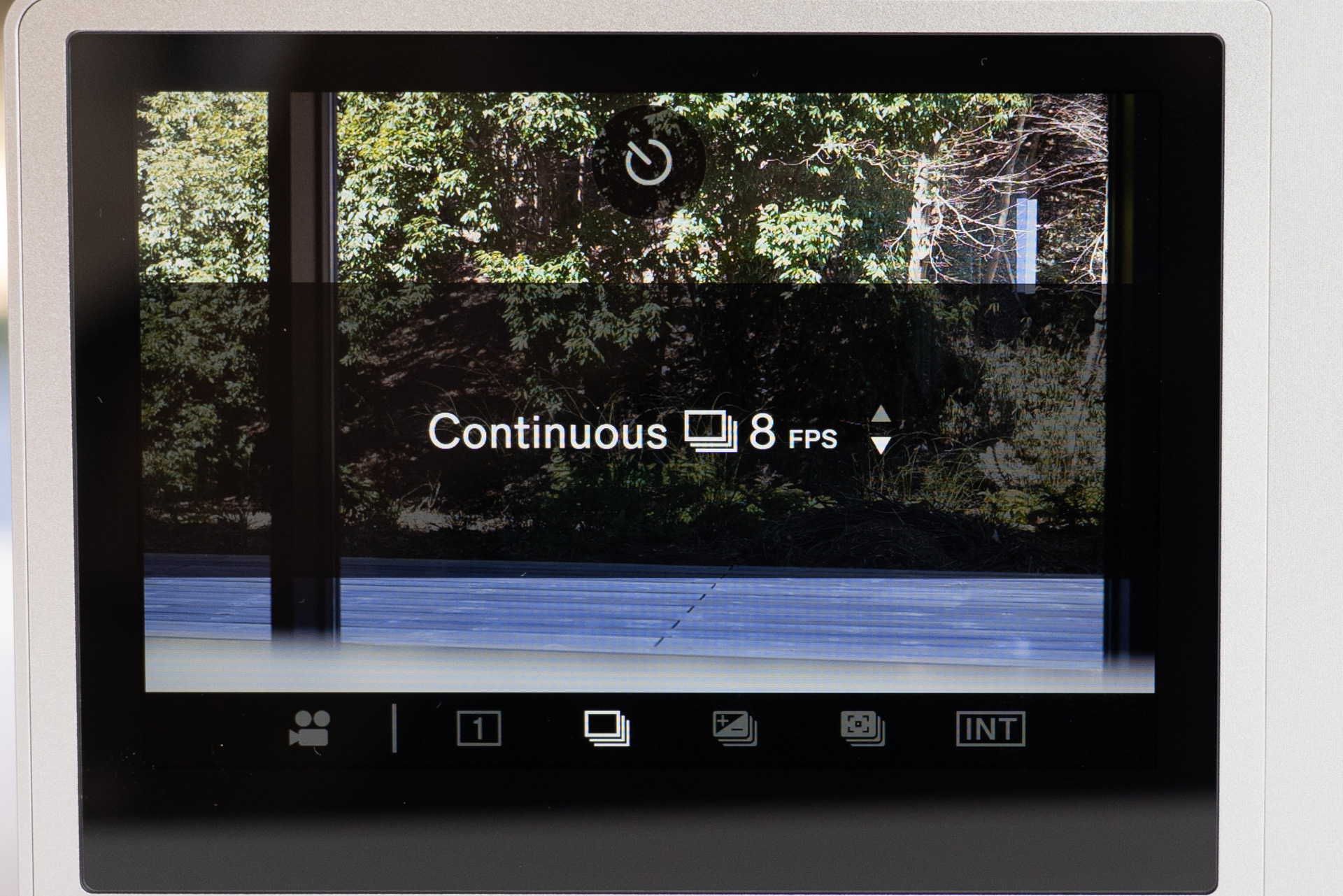 約8コマ/秒の連写も可能
