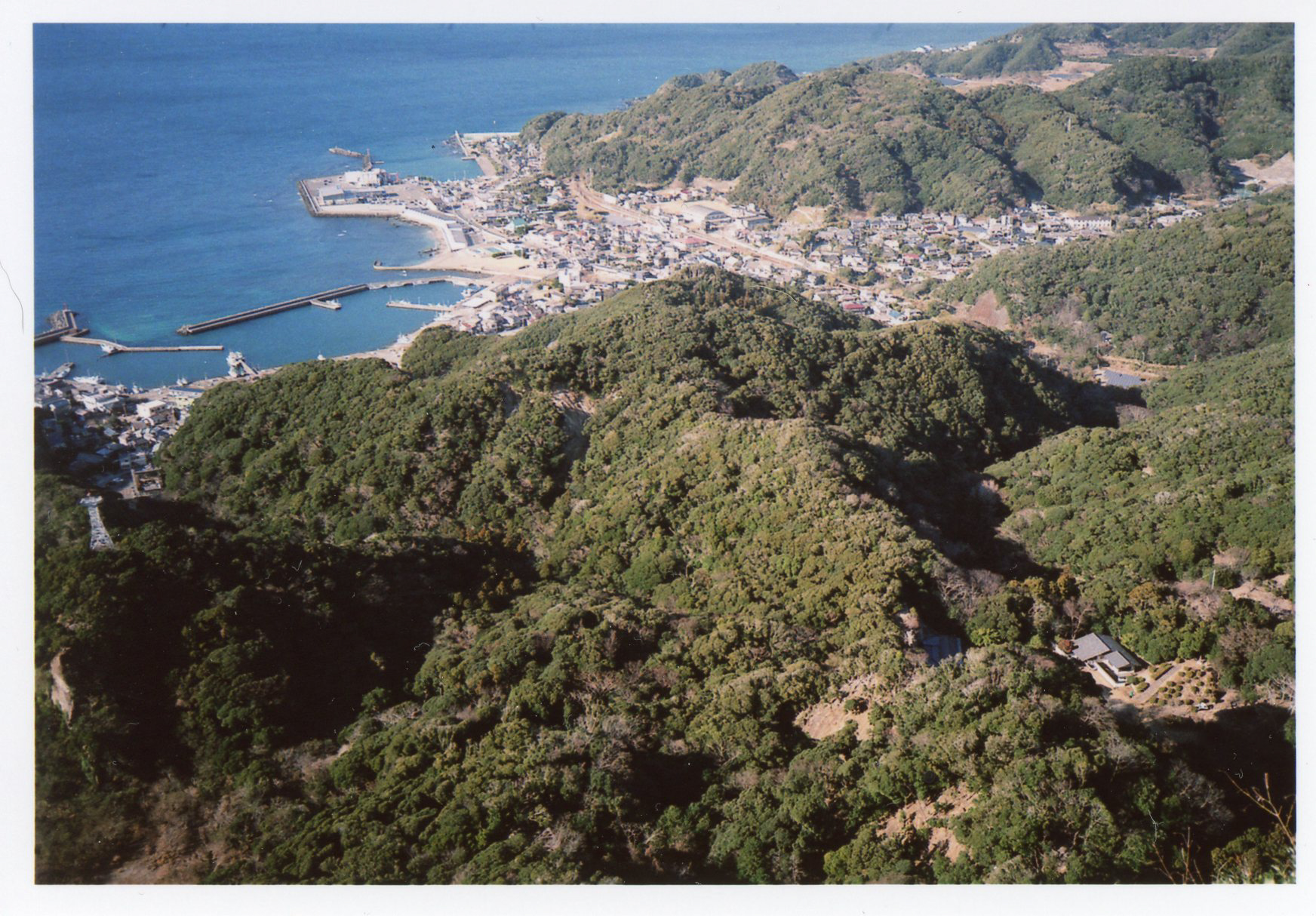 Rollei 35AF／撮影モード：絞り優先AE （F5.6）／露出補正：±0EV／フィルム：フジカラー SUPERIA PREMIUM 400