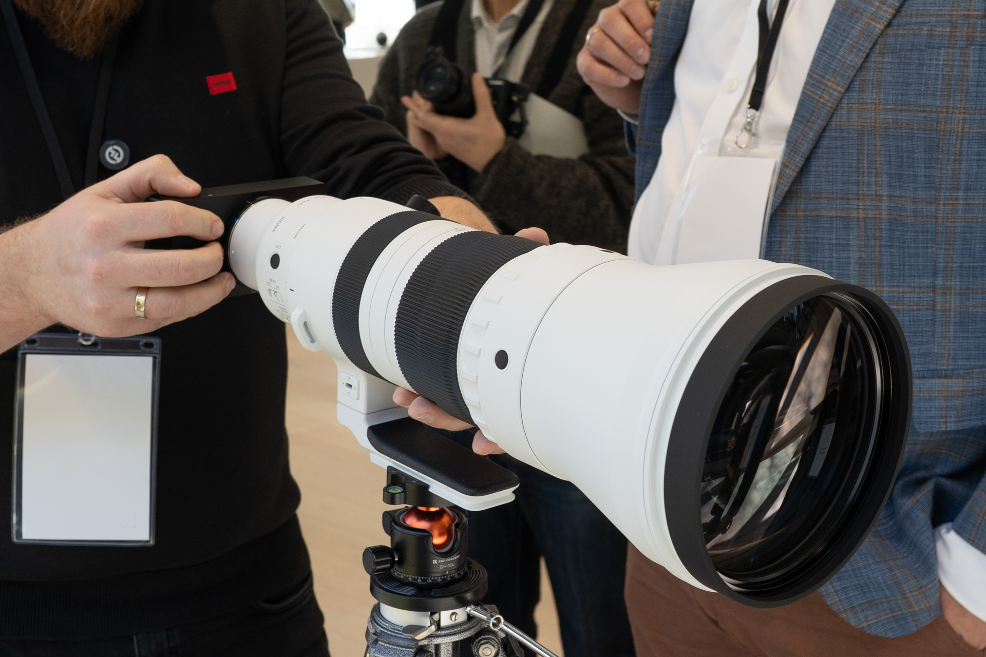 Sigma 300-600mm F4 DG OS｜Sports。フードを外したところ