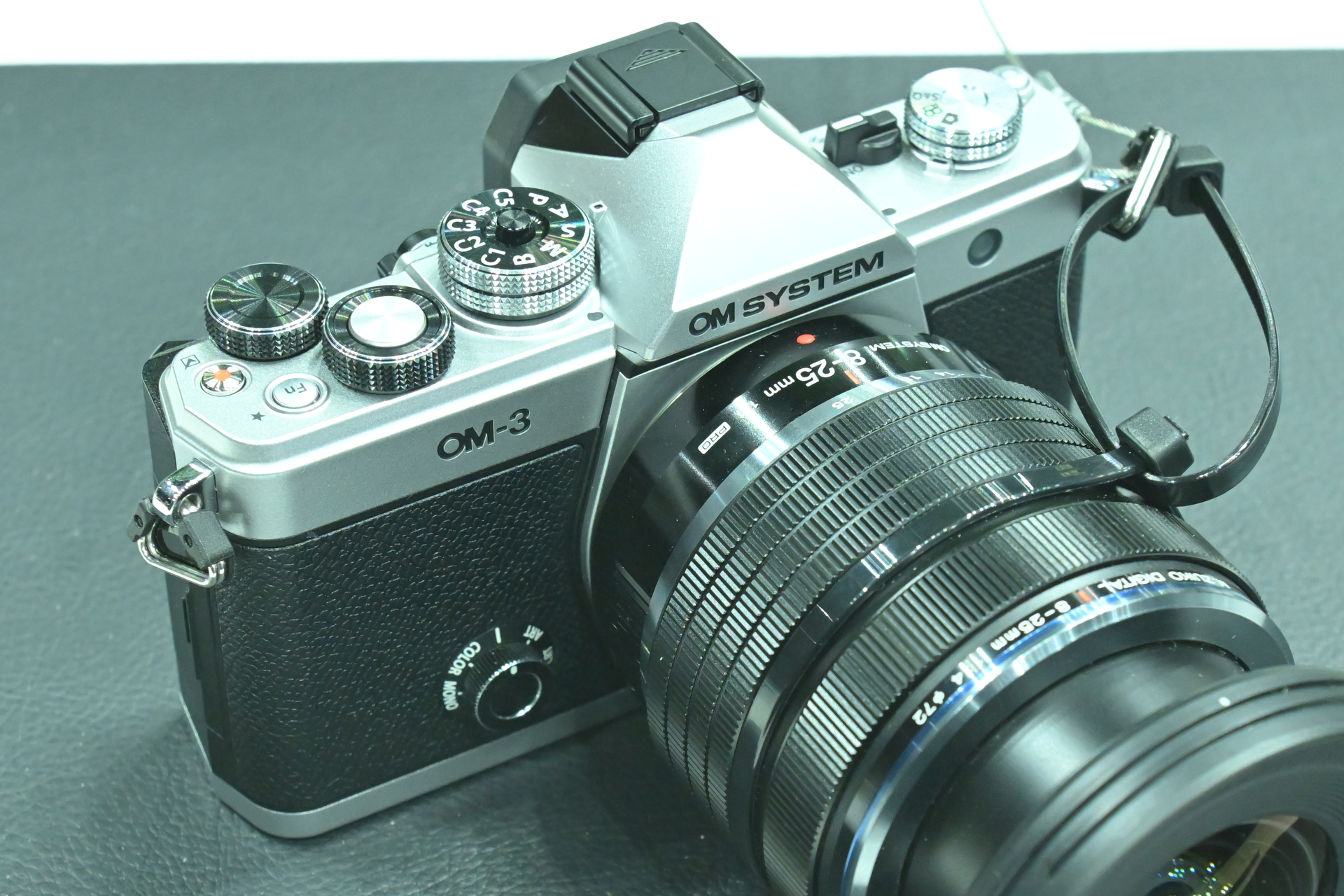 【OM SYSTEMブース】2月6日（木）発表の「OM-3」。タッチ&トライコーナーに展示している