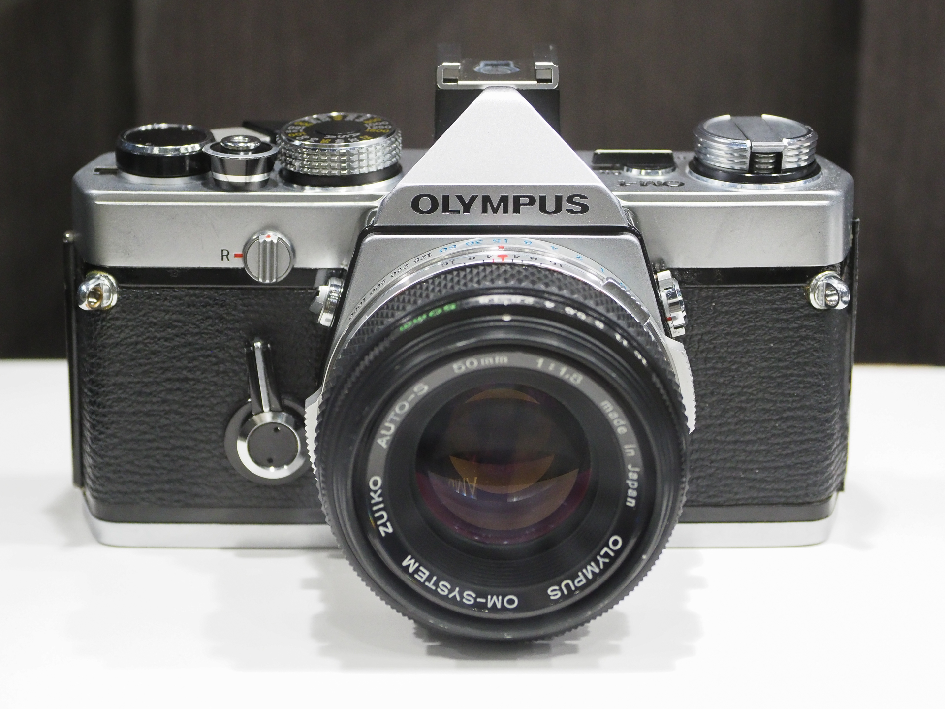 1972年に登場したOM-1。このモデルから設計思想を継承したのがOM-3