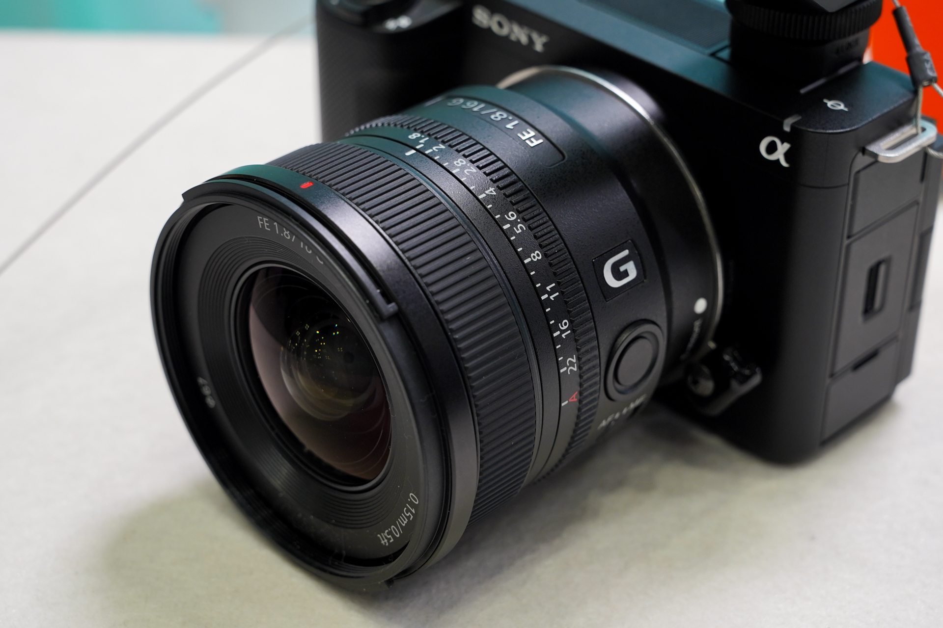 FE 16mm F1.8 G