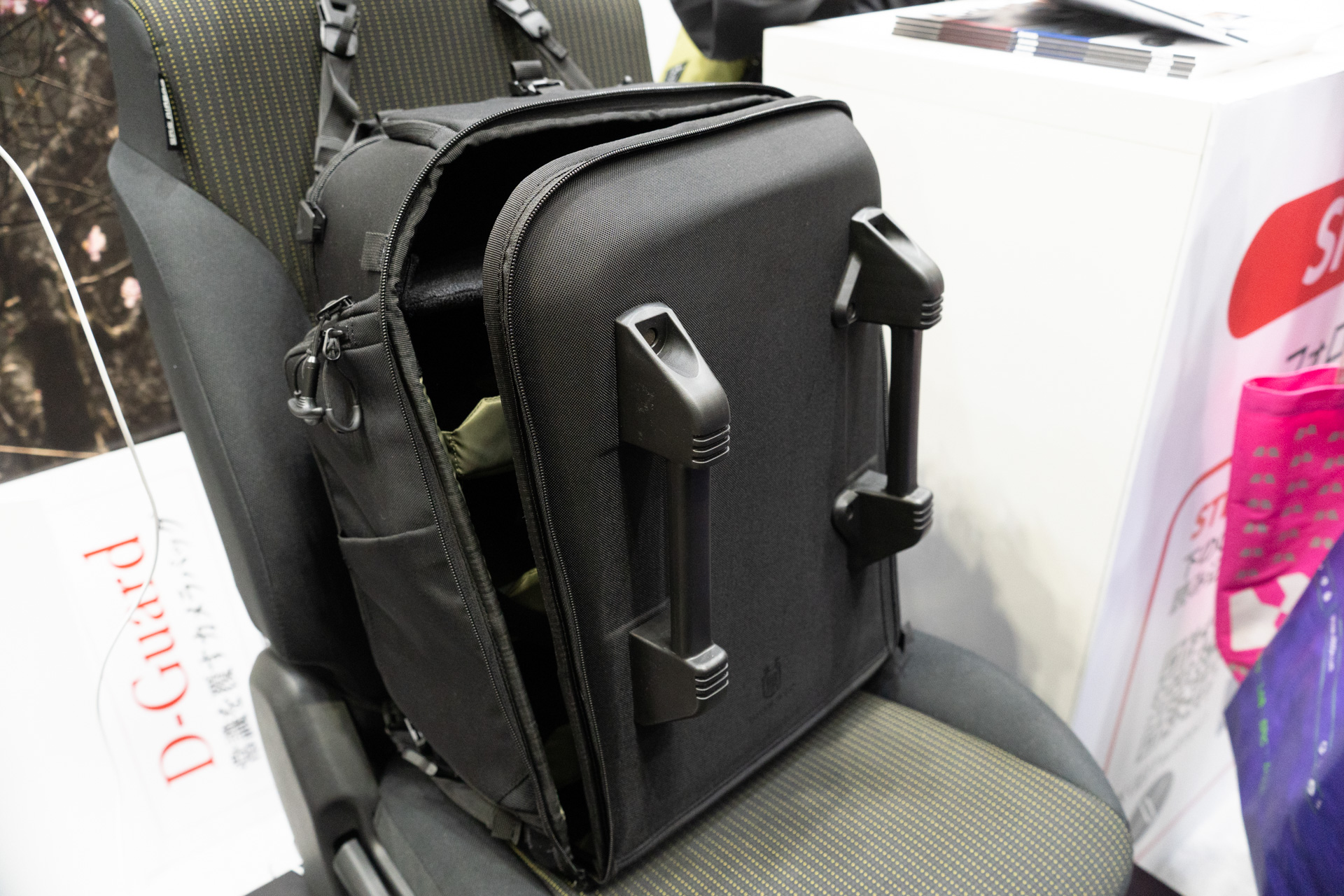 フタを閉めるところ