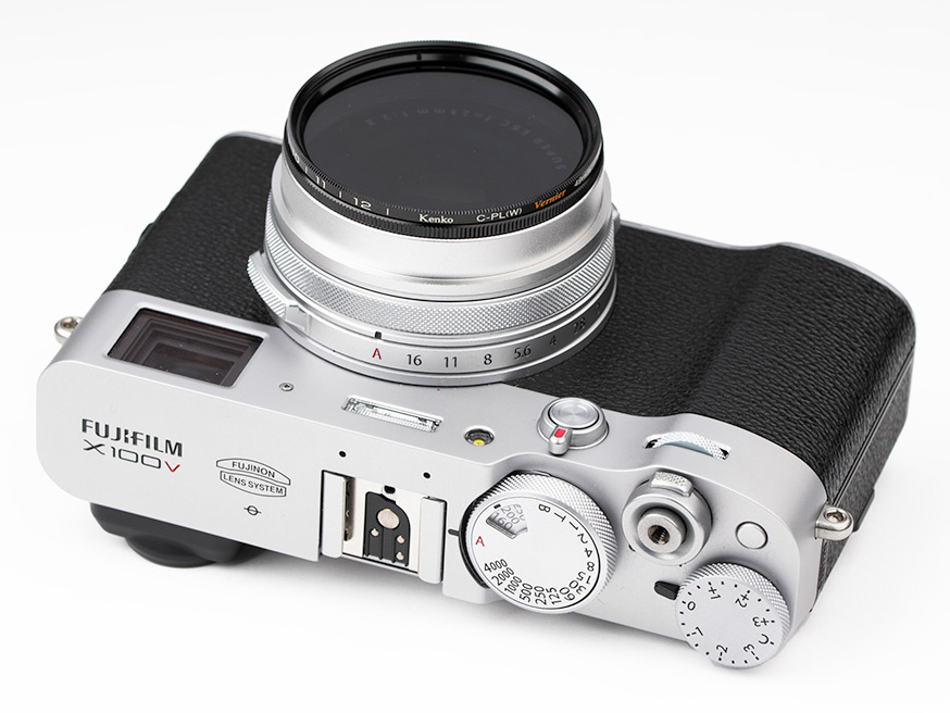 スリーブのみでも簡易フードおよびフィルターアダプターとして機能する