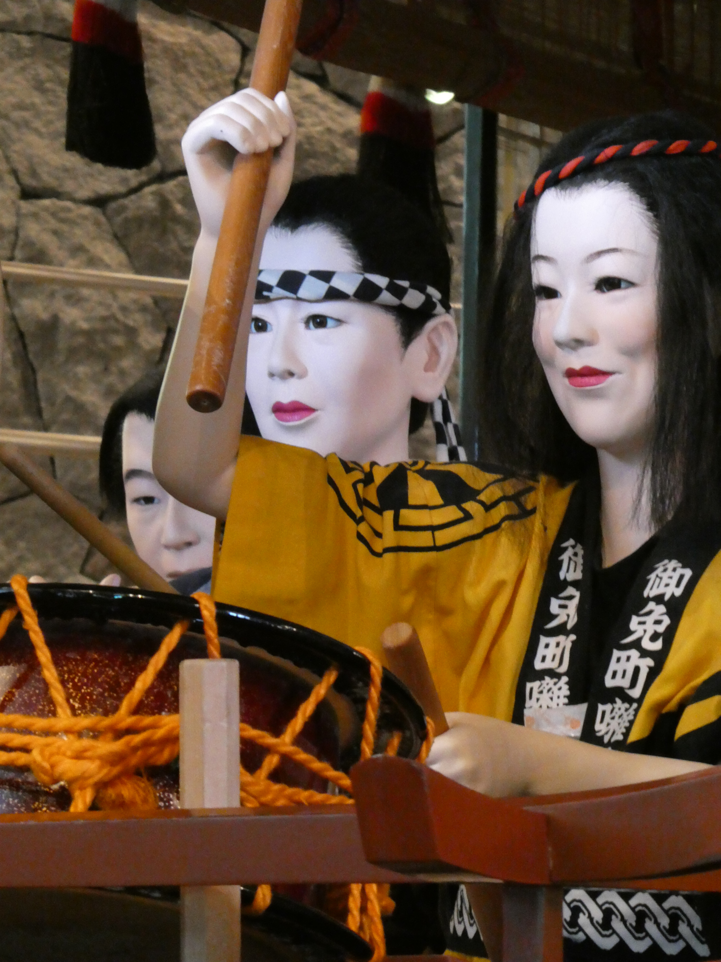 200mm相当／プログラムAE（1/5秒、F5.6、0EV）／ISO 1600