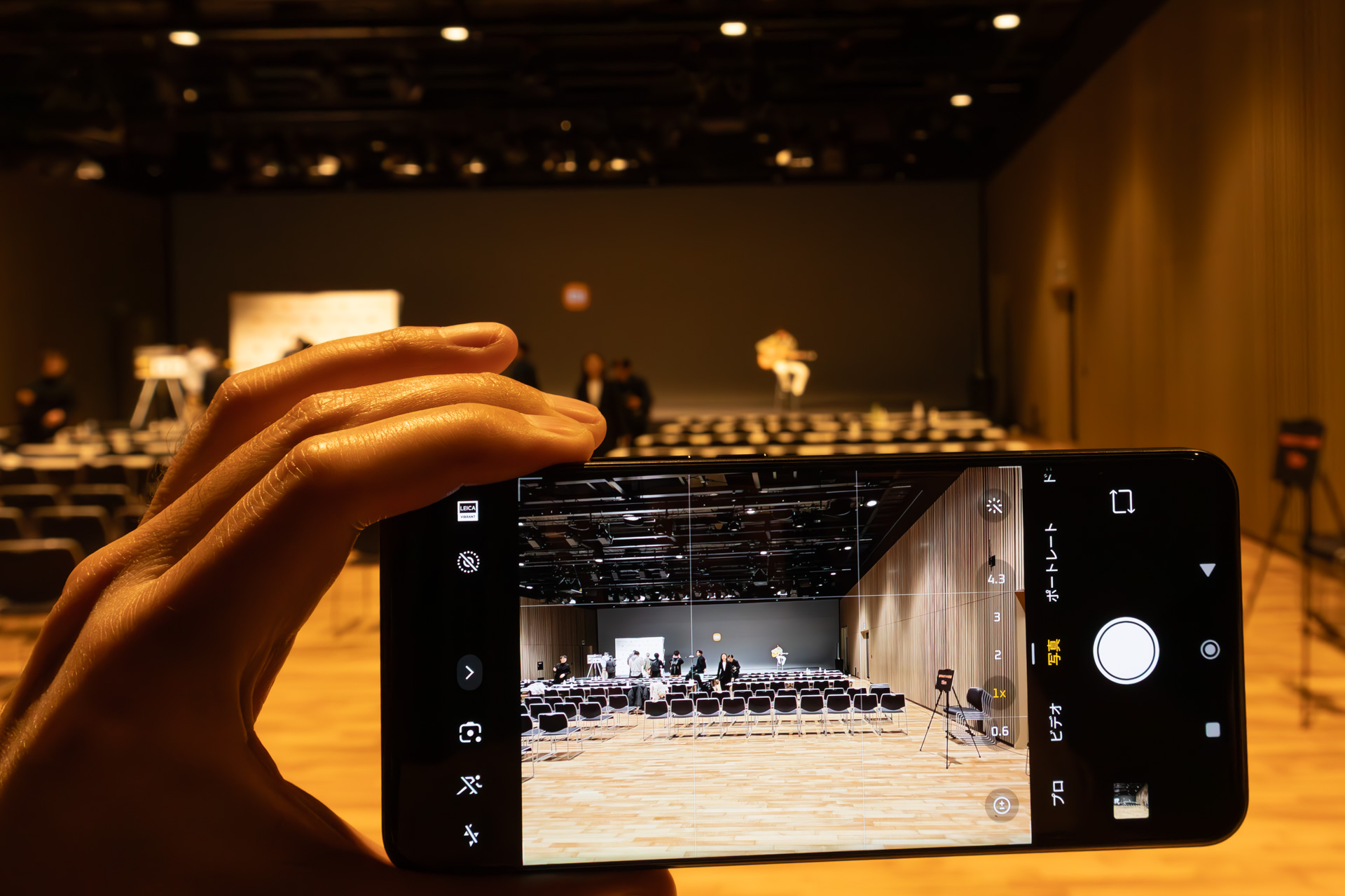 20m離れた場所からメインカメラで見たところ