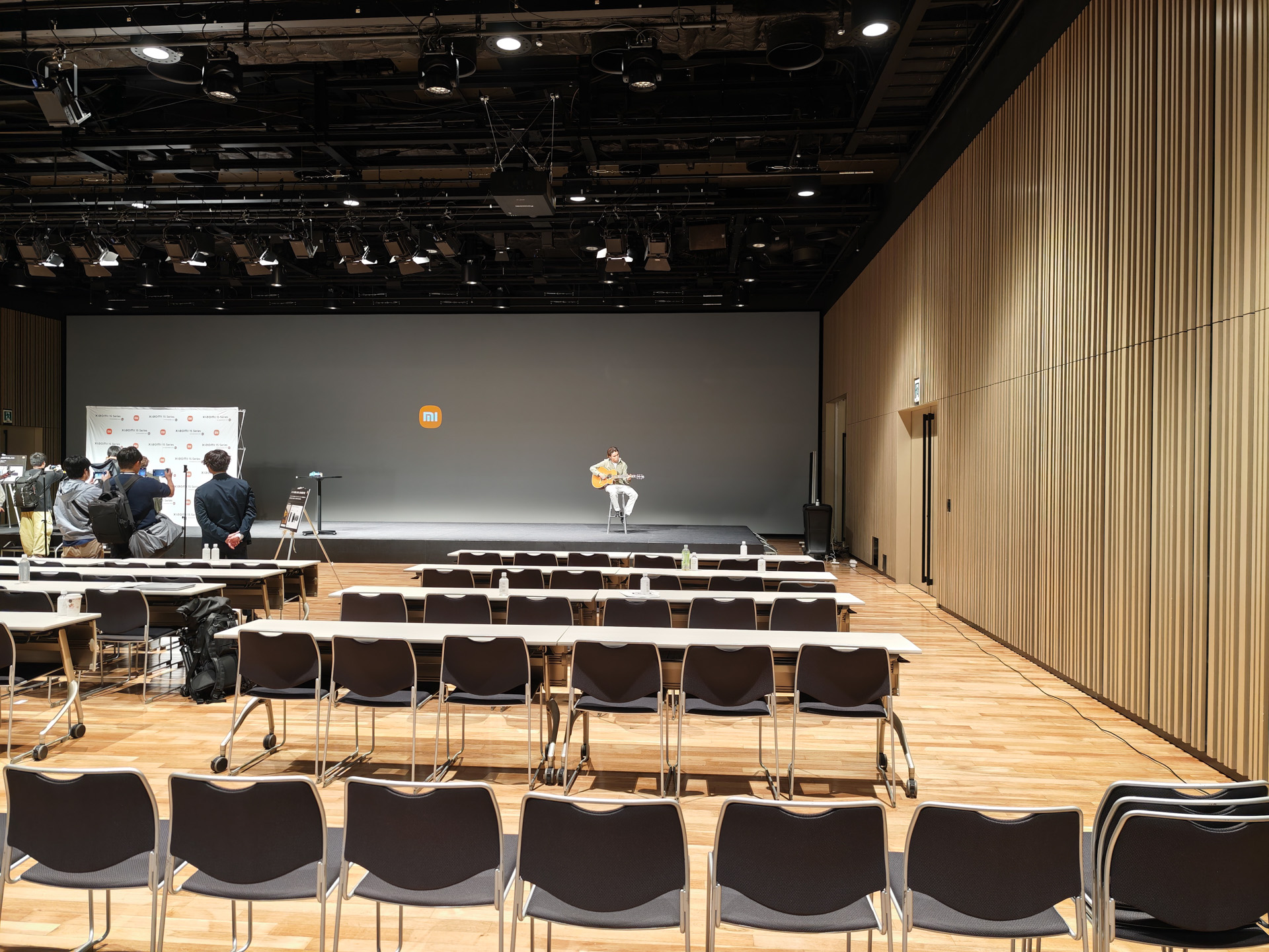 こちらは15m離れた位置からメインカメラで撮影したもの