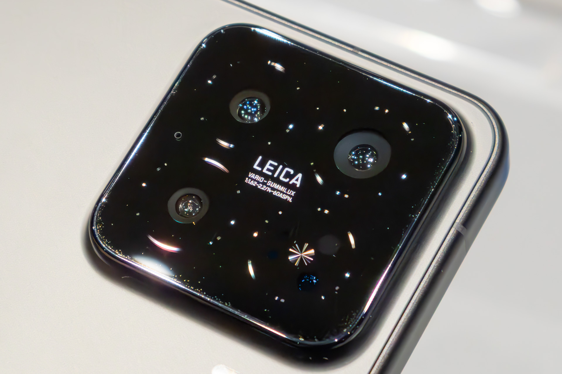 こちらもライカのVARIO-SUMMILUX銘となっている
