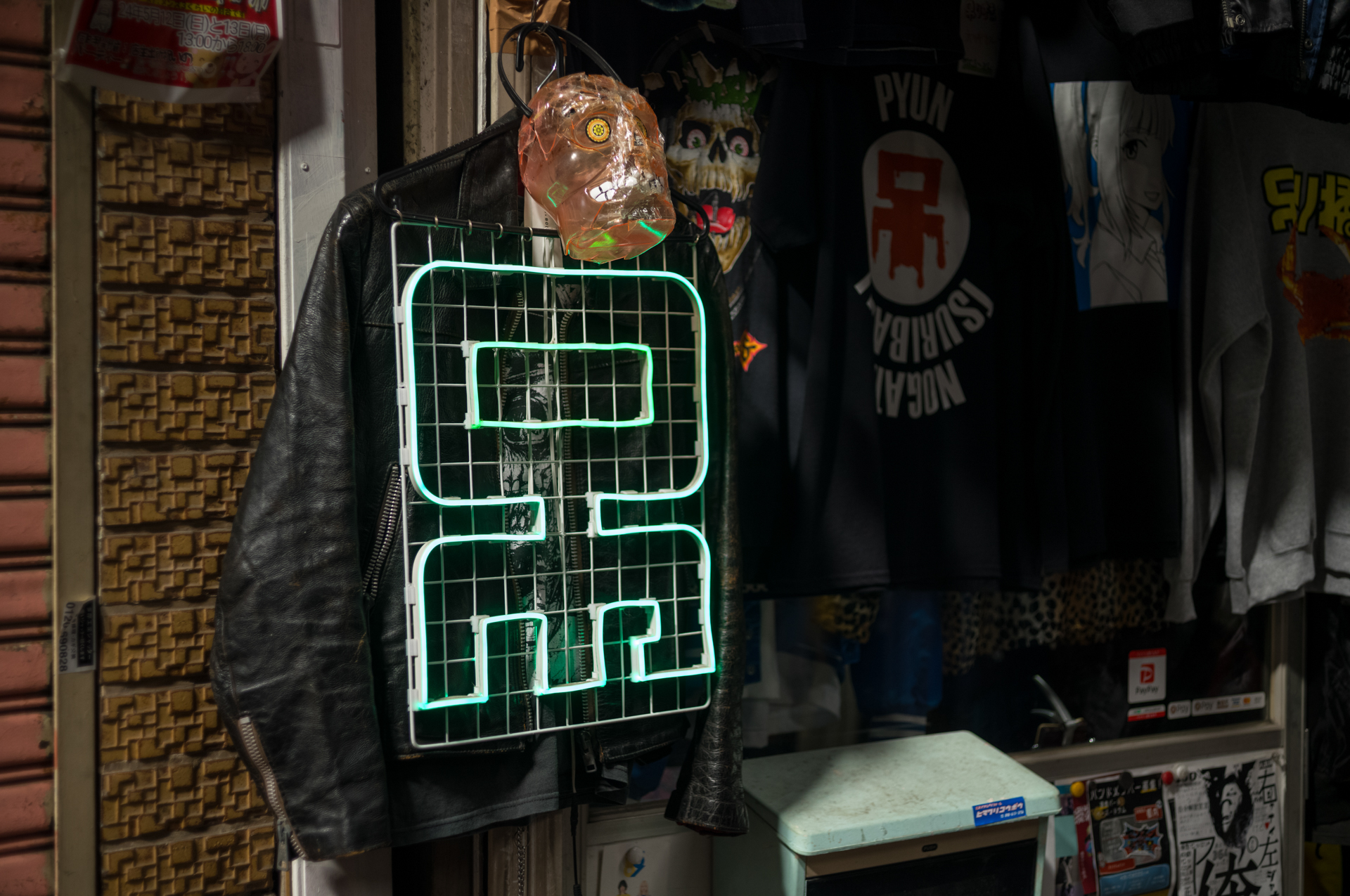 このレンズの使いこなしの達人は、少し絞って、よしよしと言いながら撮るか画面に厄介なボケが出ないような被写体を選ぶことです。<br><span class="fnt-85">ライカM11-P／LIGHT LENS LAB M 50mm f/2 SPII／50mm／マニュアル露出（1/350秒、F2.8）／ISO 64</span>