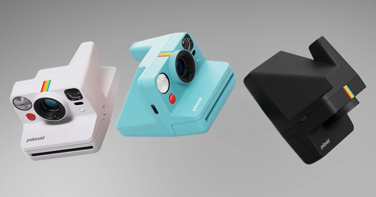 Polaroid Now+ Generation 3。カラーはBlack、White、Arctic Blueの3色