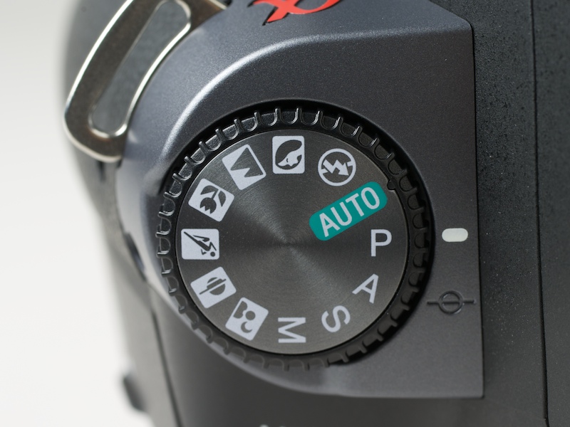 <b>モードダイヤル。薄くなった</b>