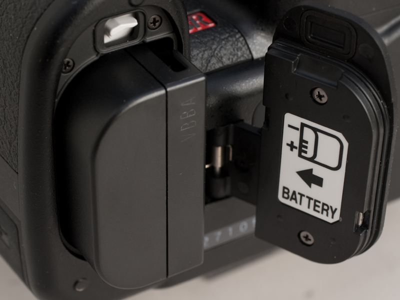 <b>バッテリー室</b>