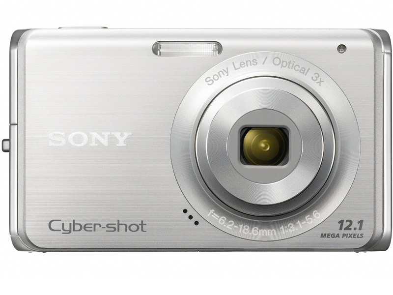 <b>正面（シルバー）</b>