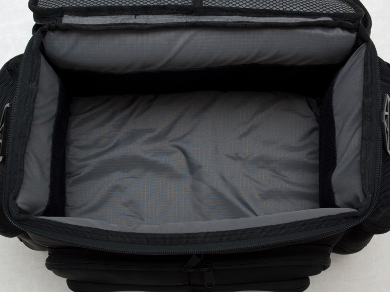 <b>機材収納部</b>