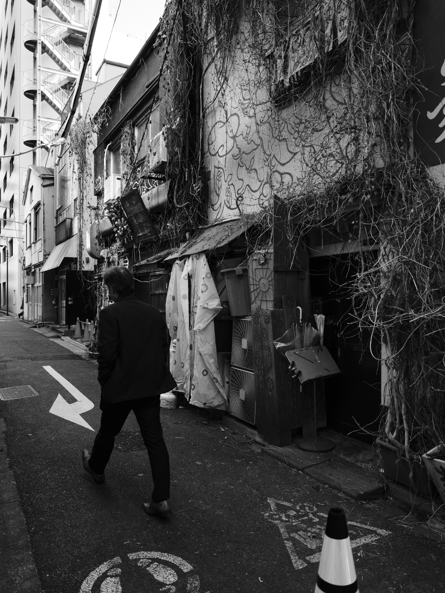 GFX100RF／35mm（28mm相当）／シャッター優先AE（1/500秒、F4.0、－0.7EV）／ISO 1250