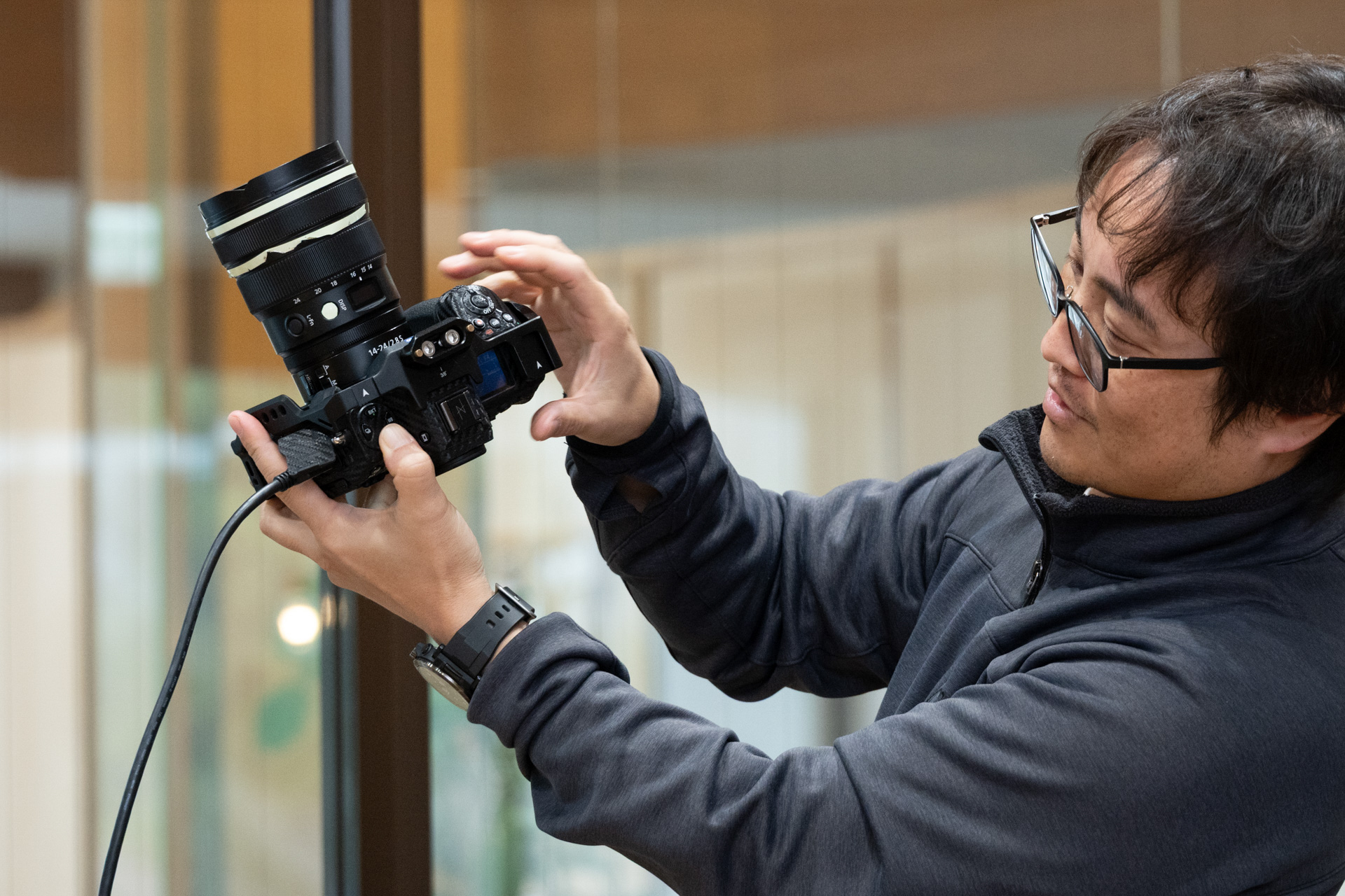 ピント合わせはマニュアルで行うとのこと。光源の星が1番小さくなるところがピントの合ったところになる