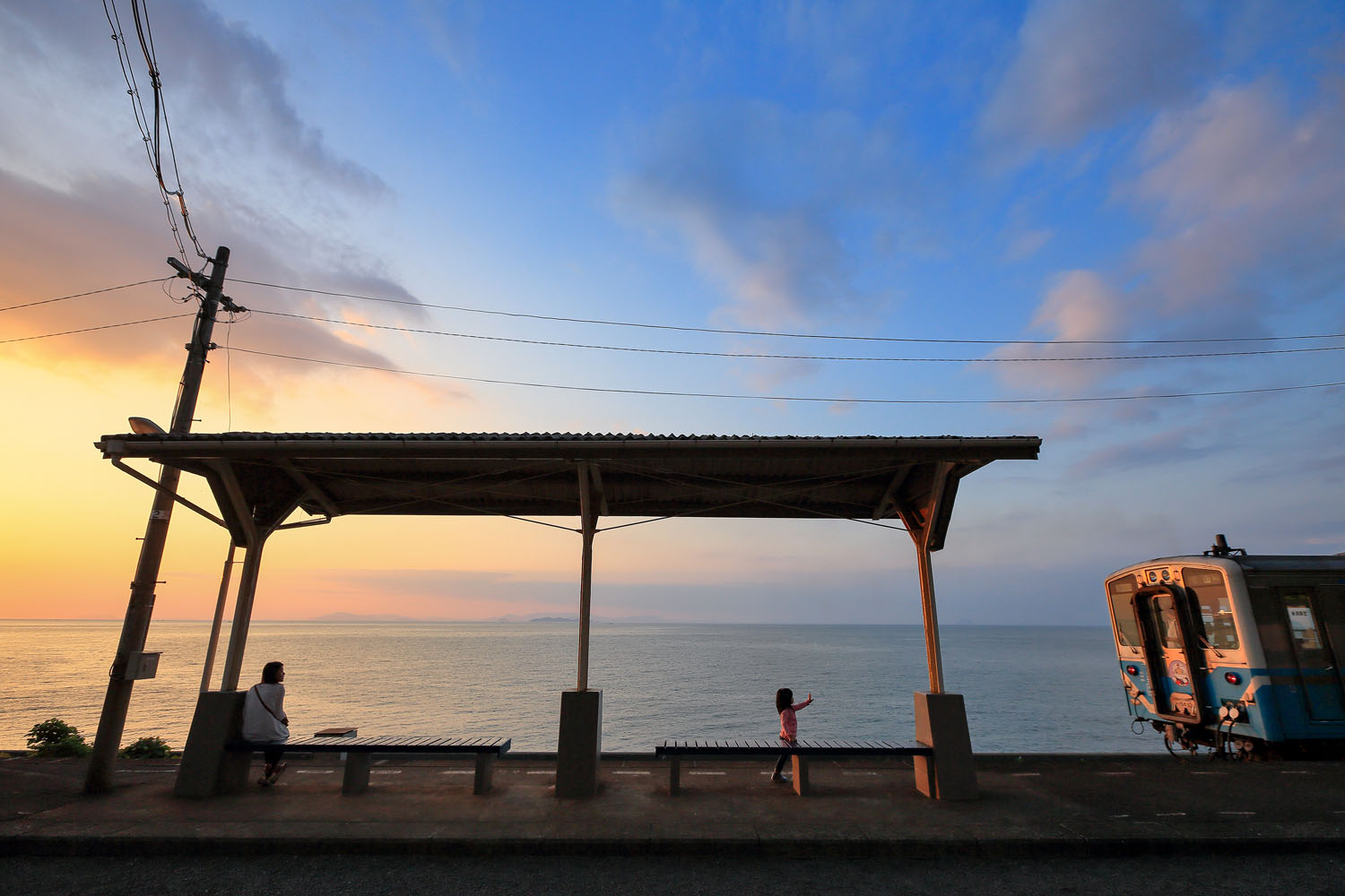 直筆サイン入りのオリジナルプリントを同梱する