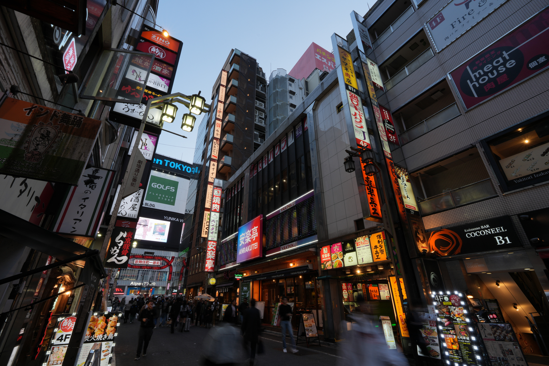 α7R V／マニュアル露出（1/5秒、F16）／ISO 100